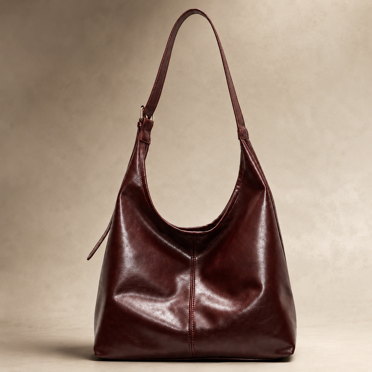 Gia Hobo Class